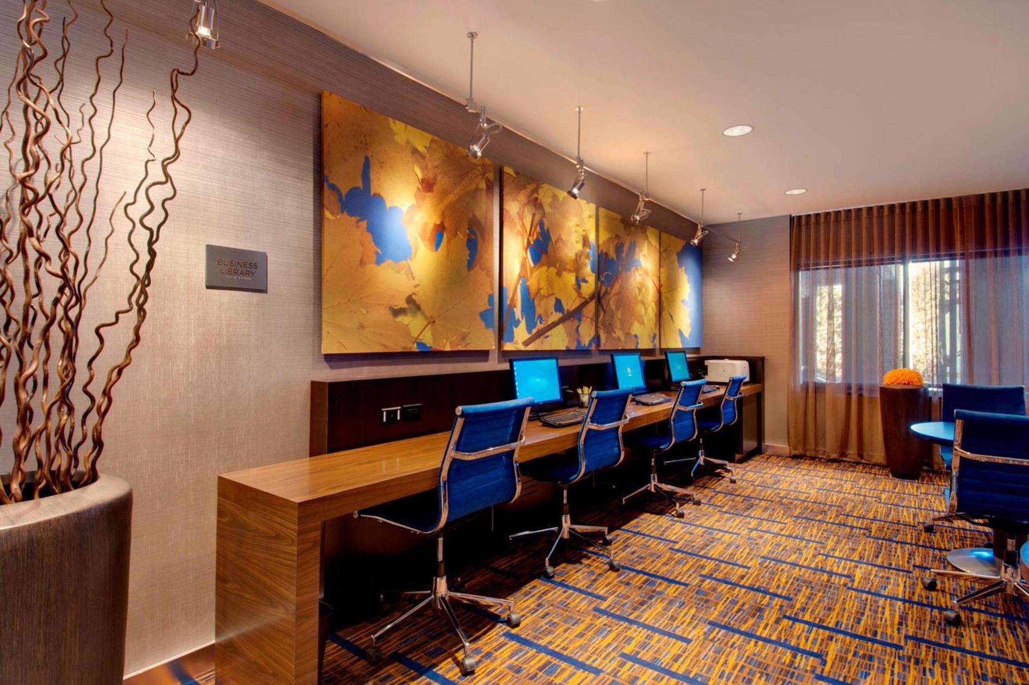 Hotel Courtyard By Marriott Madison East Exteriér fotografie