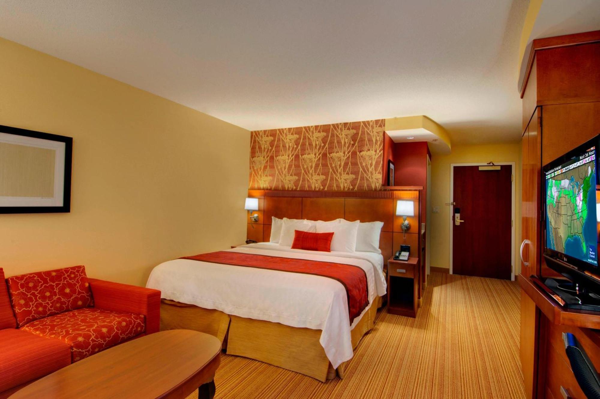 Hotel Courtyard By Marriott Madison East Exteriér fotografie